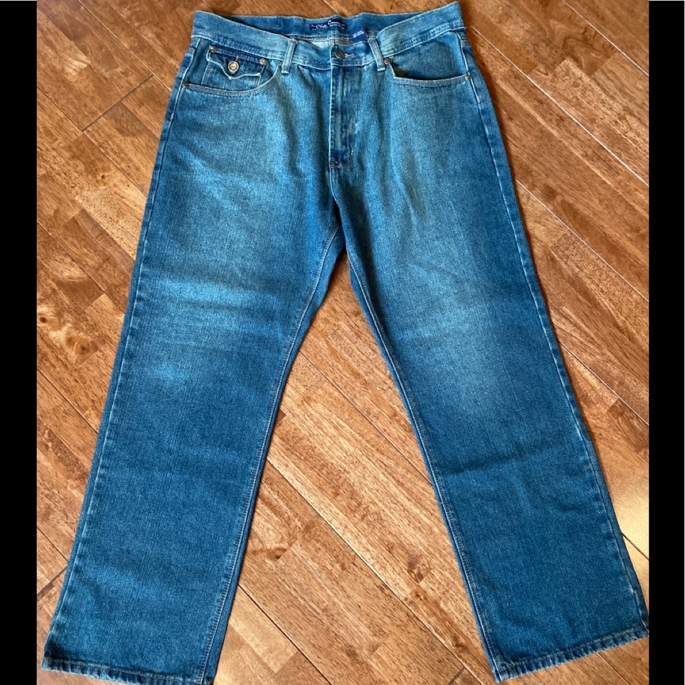 Designer Jeans Oleg Cassini Men’s Size 36 waist by 30 length, Straight fit